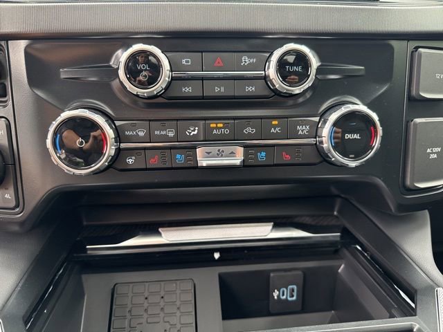 New 2025 Ford F250 Platinum w/ FX4 Off-Road Package image 18