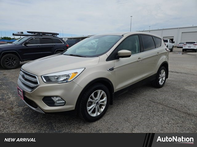 Used 2017 Ford Escape SE