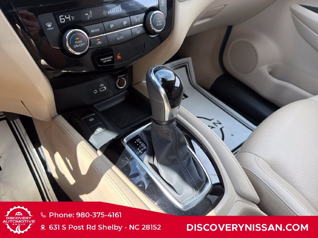 Certified 2019 Nissan Rogue SL FWD image 24