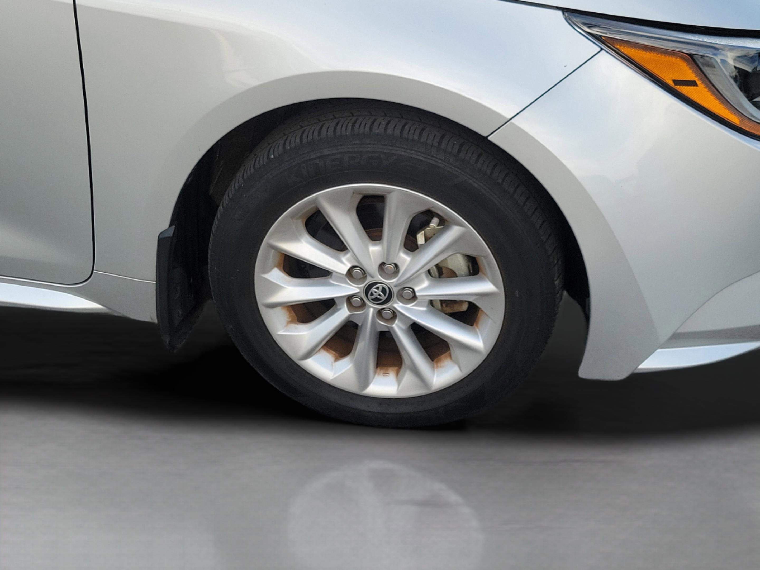 Used 2022 Toyota Corolla LE w/ LE Convenience Package FWD image 15