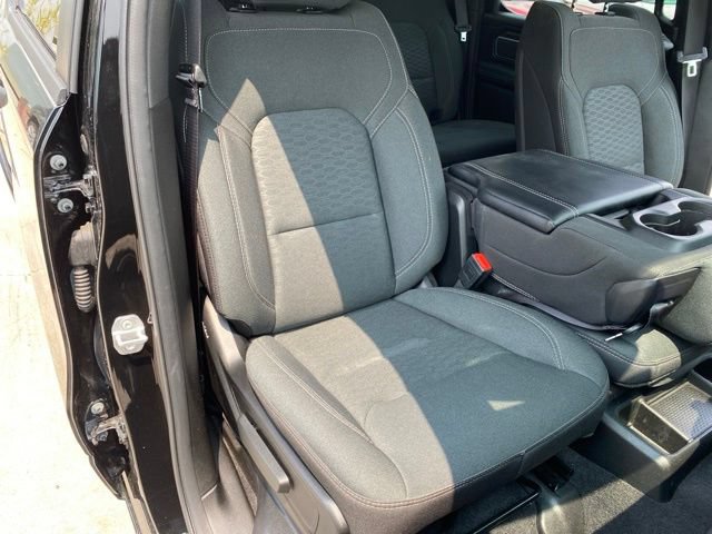 Used 2025 RAM 1500 Big Horn AWD/4WD image 35