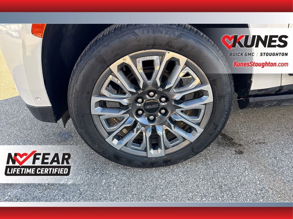 Used 2023 GMC Yukon XL Denali Ultimate image 16