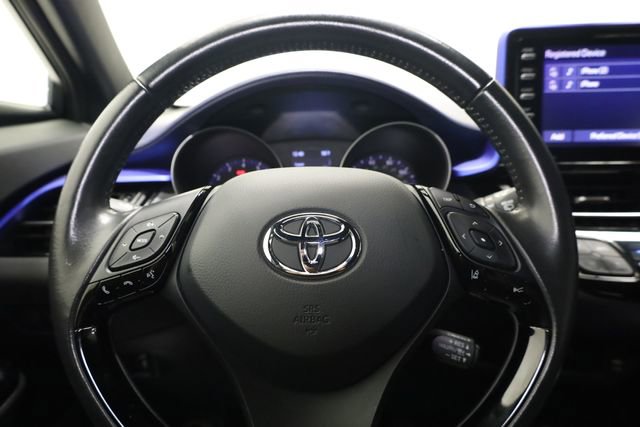 Used 2021 Toyota C-HR XLE image 17