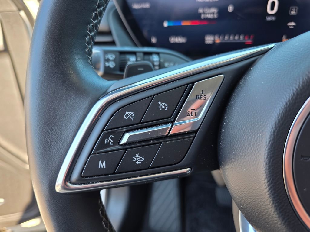 Used 2024 Buick Envision Avenir image 24