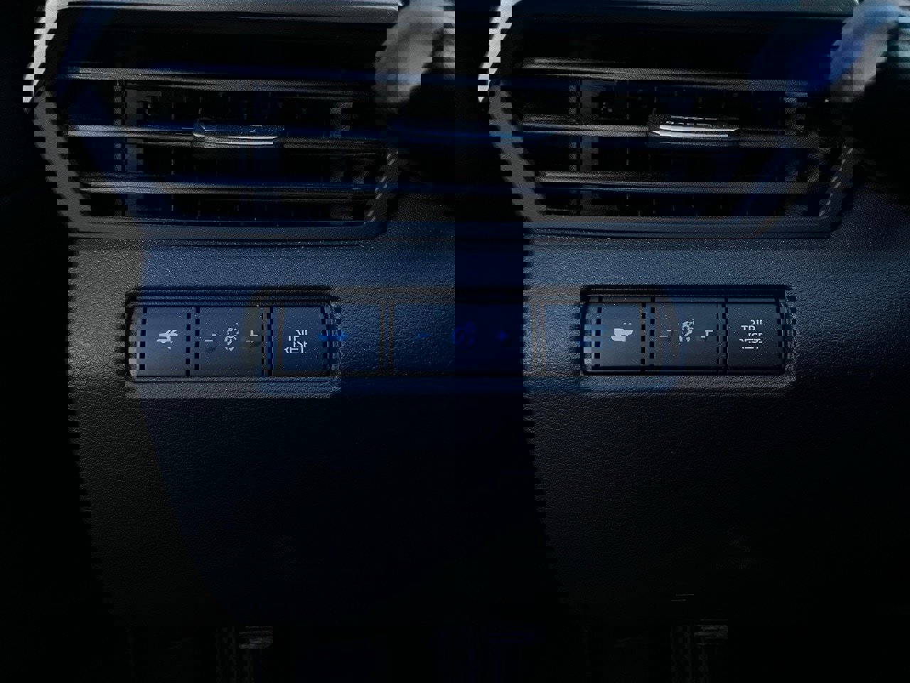 Used 2025 Nissan Altima 2.5 SV image 22