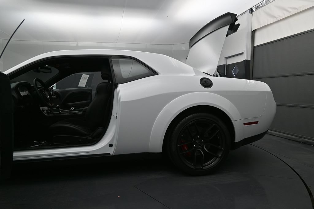 Used 2022 Dodge Challenger R/T Scat Pack RWD image 12