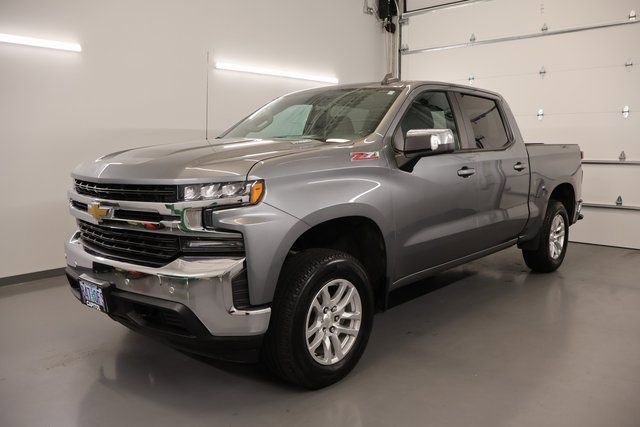 Used 2021 Chevrolet Silverado 1500 LT w/ Z71 Off-Road Package image 2