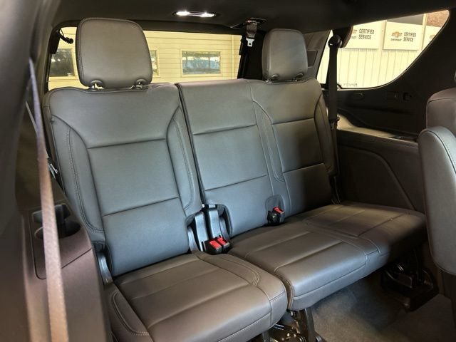 Used 2025 Chevrolet Tahoe Z71 w/ Z71 Off-Road Package AWD/4WD image 32