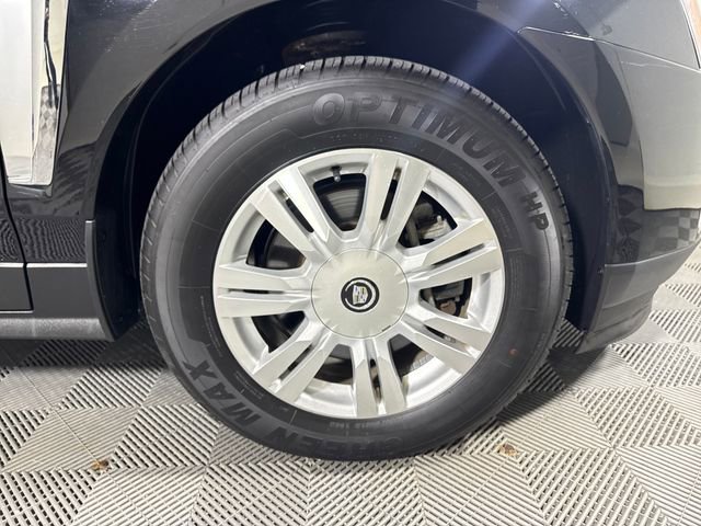 Used 2015 Cadillac SRX Luxury w/ Driver Awareness Package AWD/4WD image 11