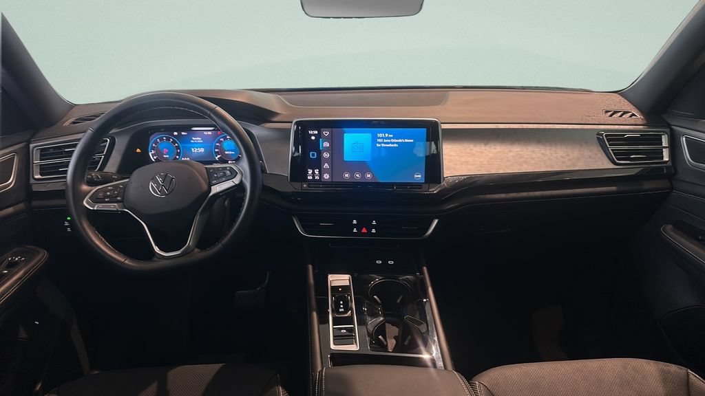 Certified 2026 Volkswagen Atlas Cross Sport SE FWD image 9