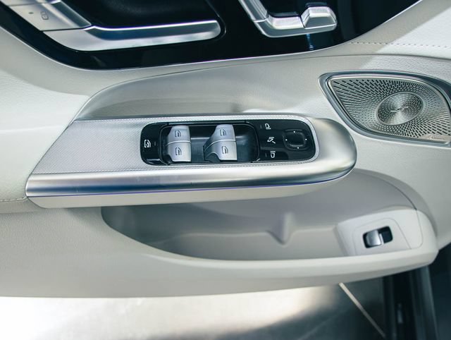 Certified 2023 Mercedes-Benz EQE 500 4MATIC Sedan image 12