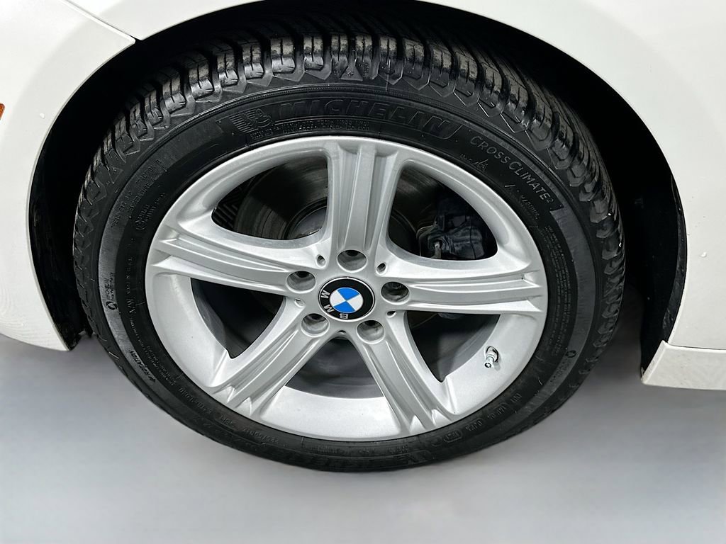 Used 2015 BMW 328i xDrive Wagon image 32