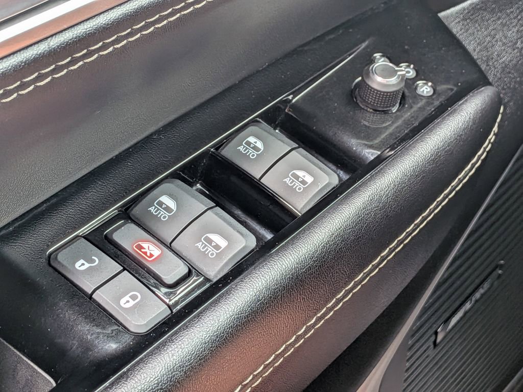 Used 2024 Jeep Wagoneer Series II AWD/4WD image 25