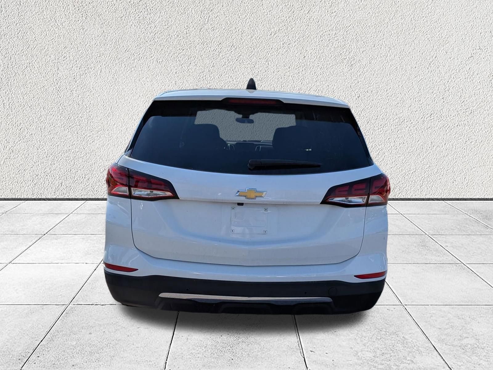Used 2024 Chevrolet Equinox LT AWD/4WD image 4