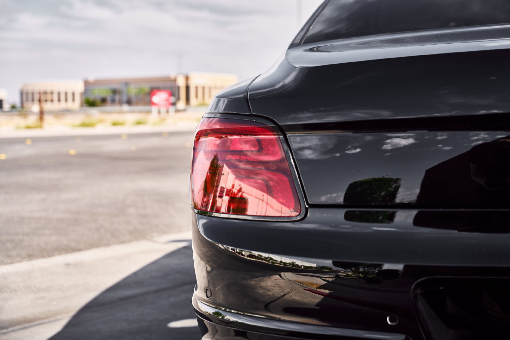 Used 2023 Bentley Flying Spur S V8 AWD/4WD image 8