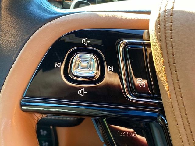 Certified 2023 Lincoln Aviator Black Label w/ Class IV Trailer Tow Package AWD/4WD image 18