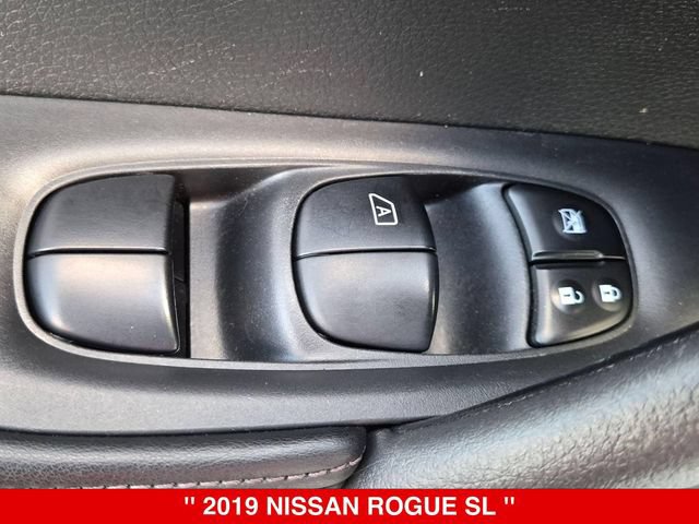 Used 2019 Nissan Rogue SL w/ Premium Package AWD/4WD image 13
