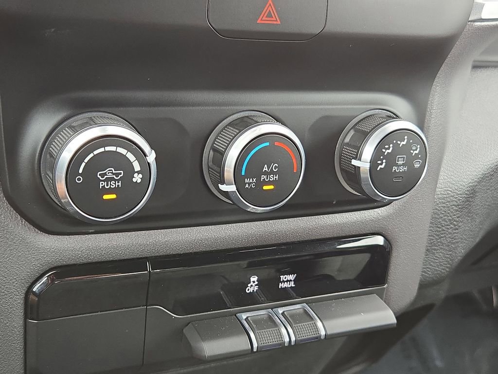 Used 2022 RAM 1500 Big Horn image 24