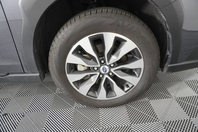 Certified 2025 Subaru Outback Limited image 15