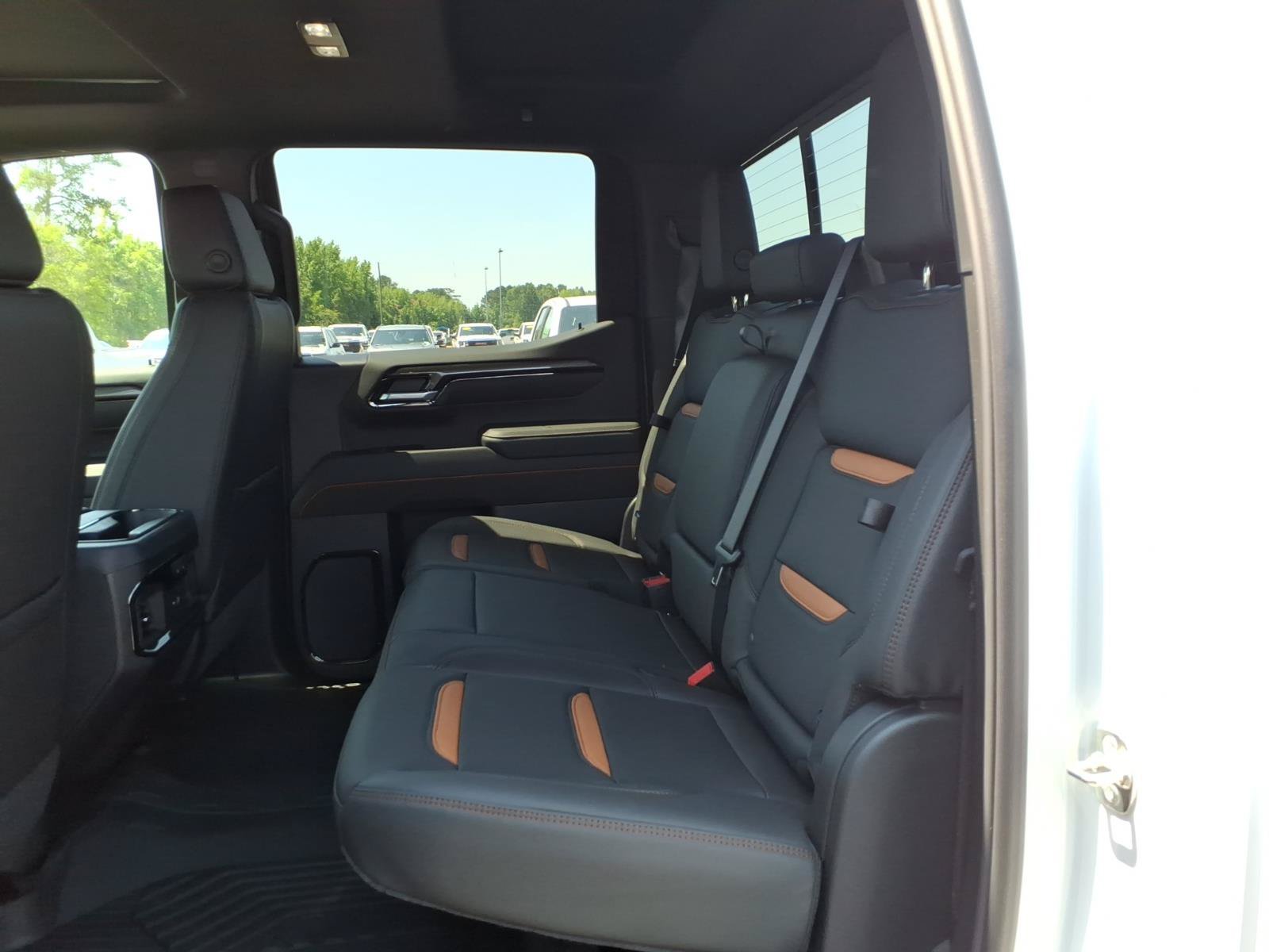 New 2026 GMC Sierra 1500 AT4 w/ AT4 Premium Package AWD/4WD image 22