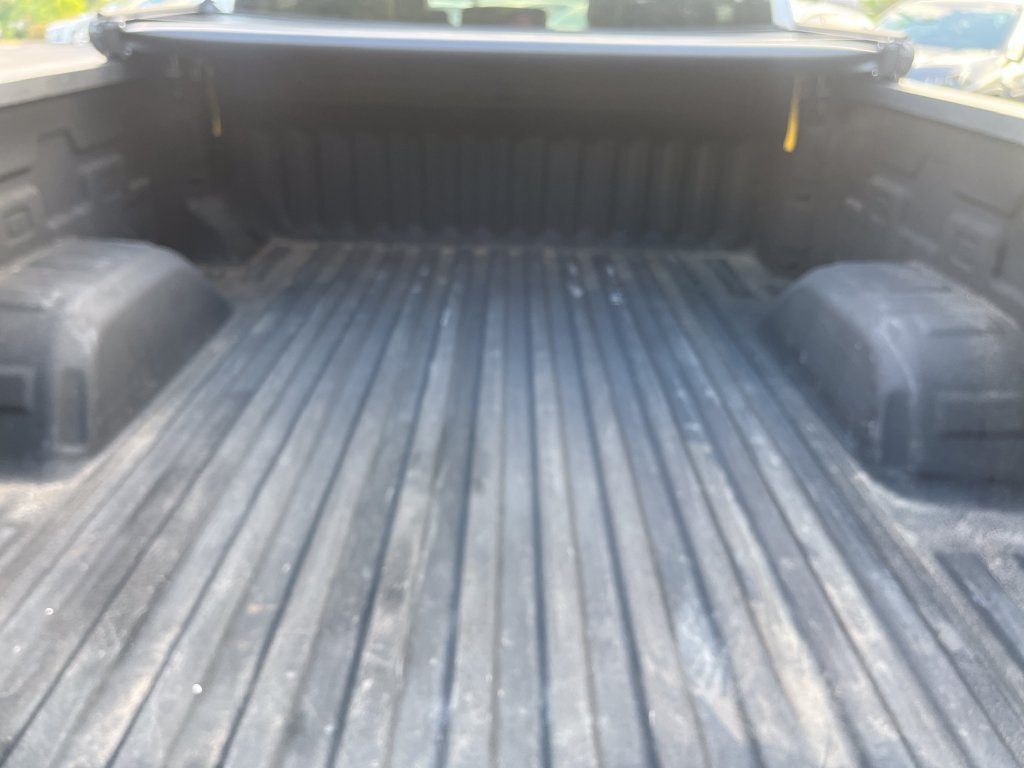 Used 2021 Chevrolet Silverado 1500 W/T w/ WT Value Package AWD/4WD image 21
