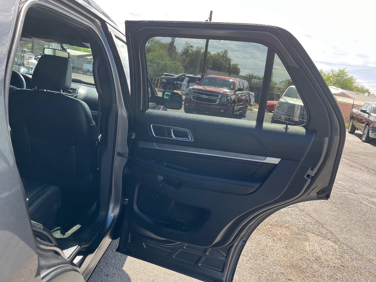 Used 2018 Ford Explorer Sport AWD/4WD image 36