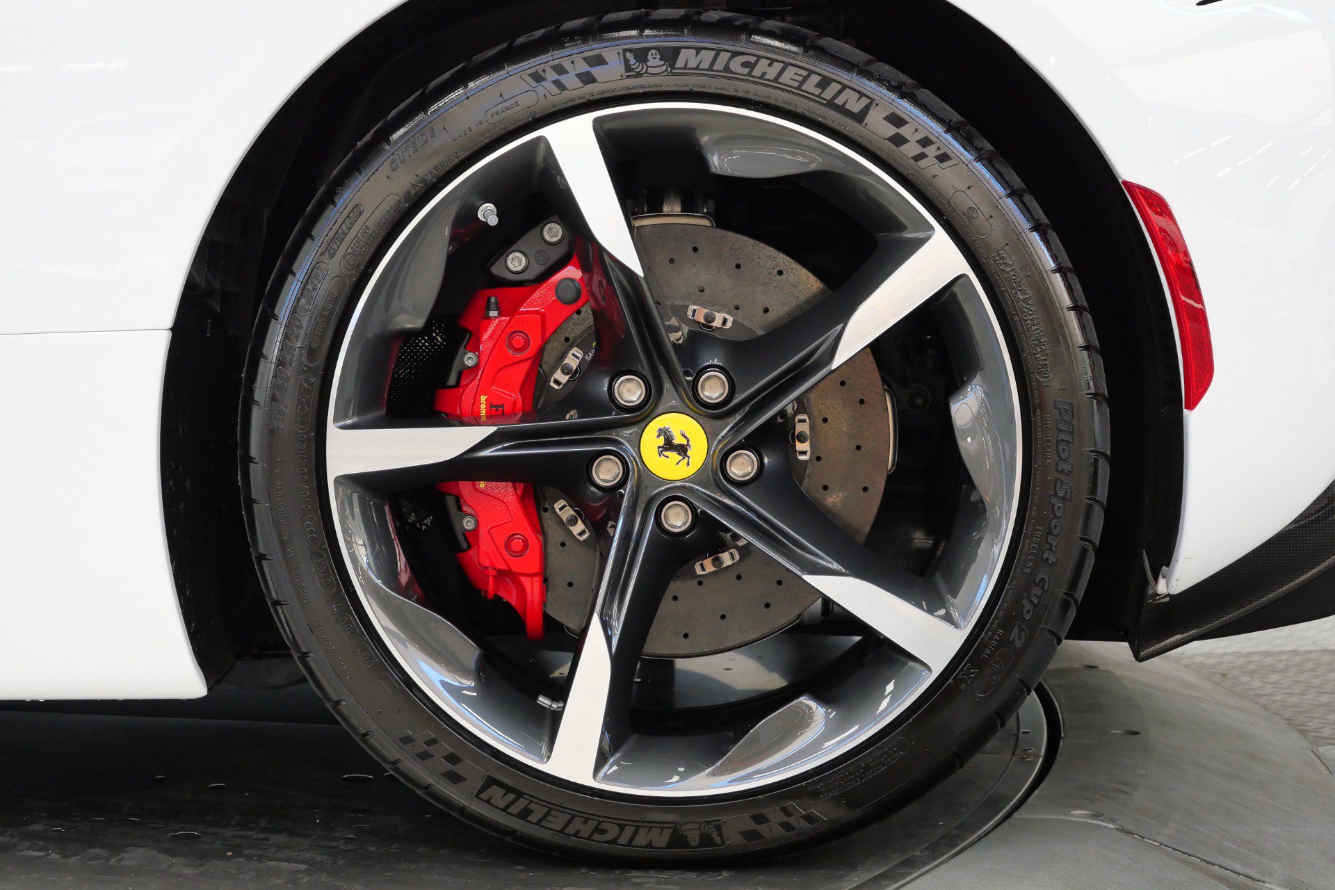 Used 2025 Ferrari SF90 Spider AWD/4WD image 11