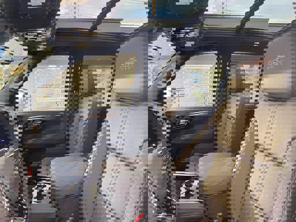 New 2026 Chevrolet Tahoe High Country w/ Sun And Tow Package image 18