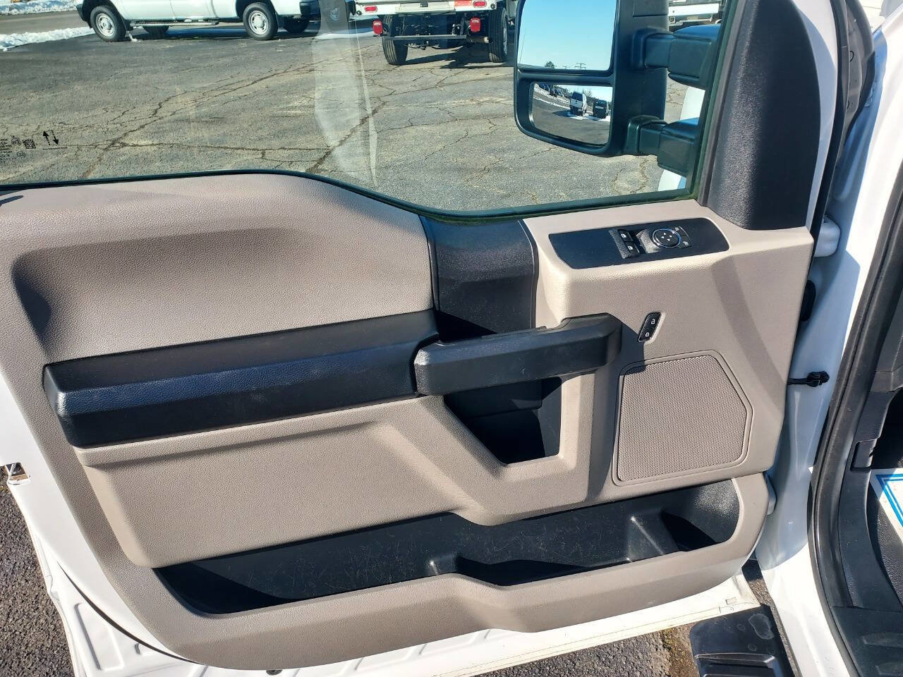 Used 2020 Ford F250 XL w/ Power Equipment Group image 13