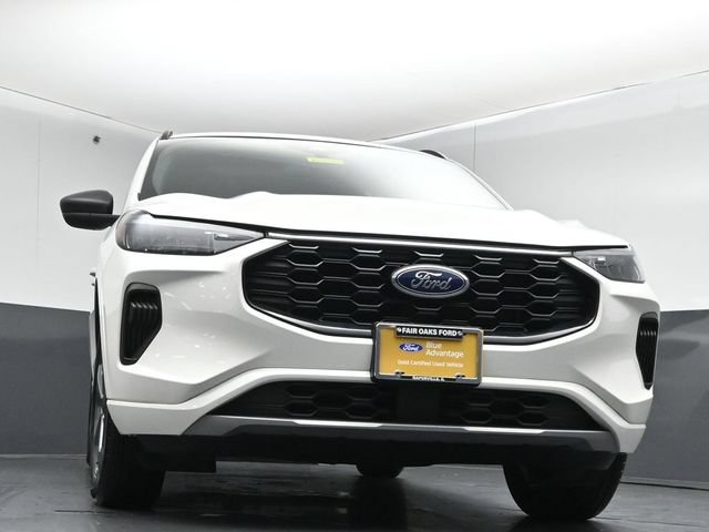 Certified 2024 Ford Escape ST-Line w/ Tech Pack #1 AWD/4WD image 39