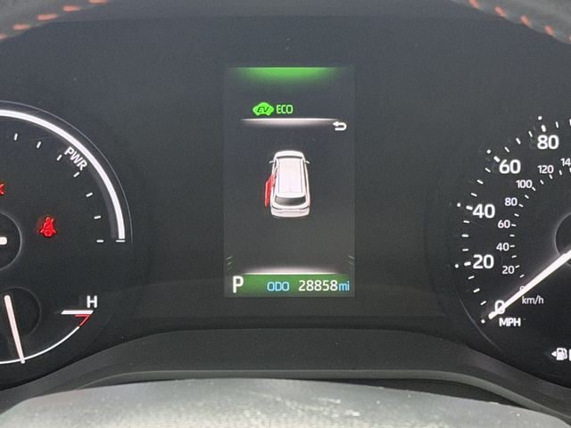 Used 2024 Toyota Sienna XSE FWD image 16