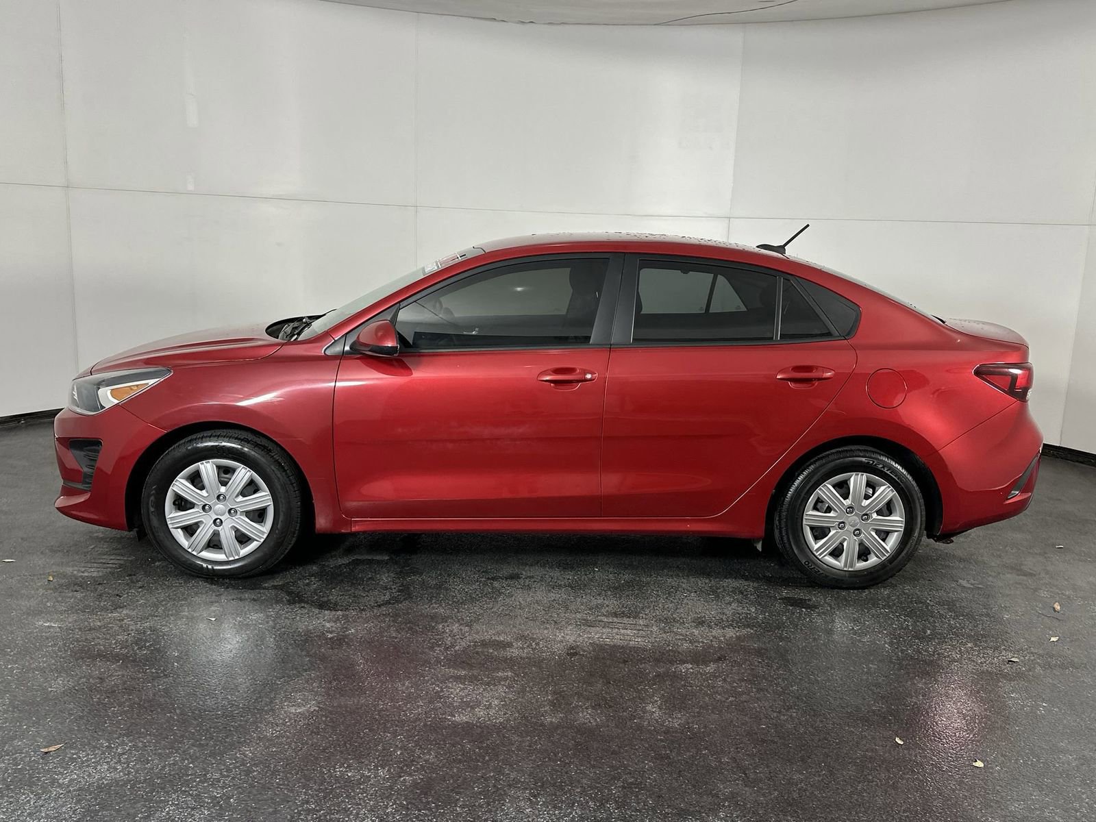 Used 2023 Kia Rio S image 5