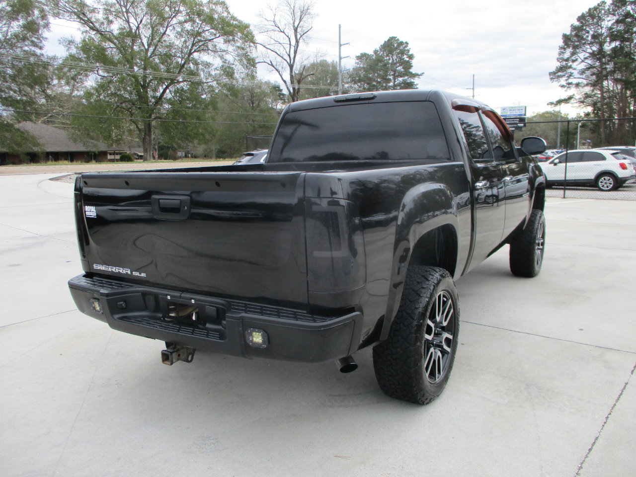 Used 2010 GMC Sierra 1500 SLE w/ Regional Value Package image 25