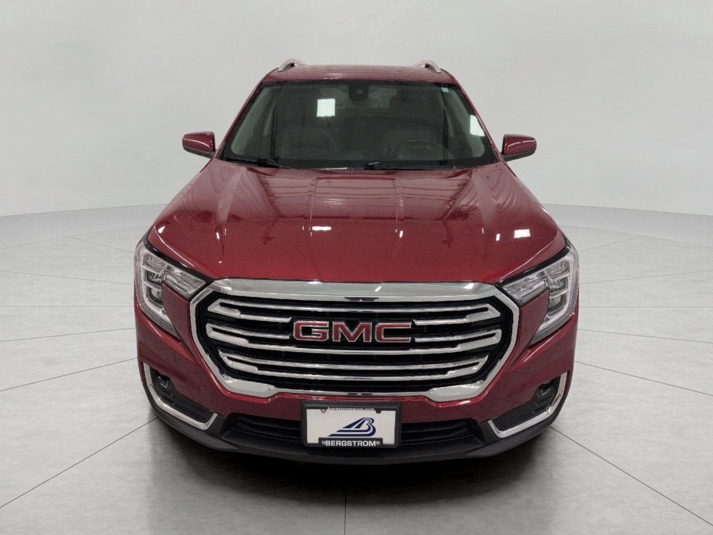 Certified 2022 GMC Terrain SLT w/ Infotainment Package II AWD/4WD image 13