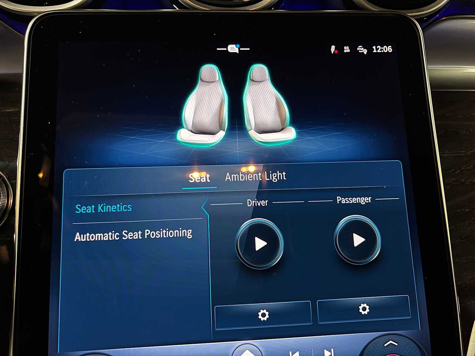 Certified 2026 Mercedes-Benz GLC 300 4MATIC image 34