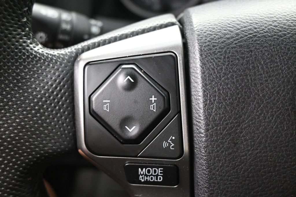Used 2022 Toyota Tacoma SR5 w/ Technology Package RWD image 20