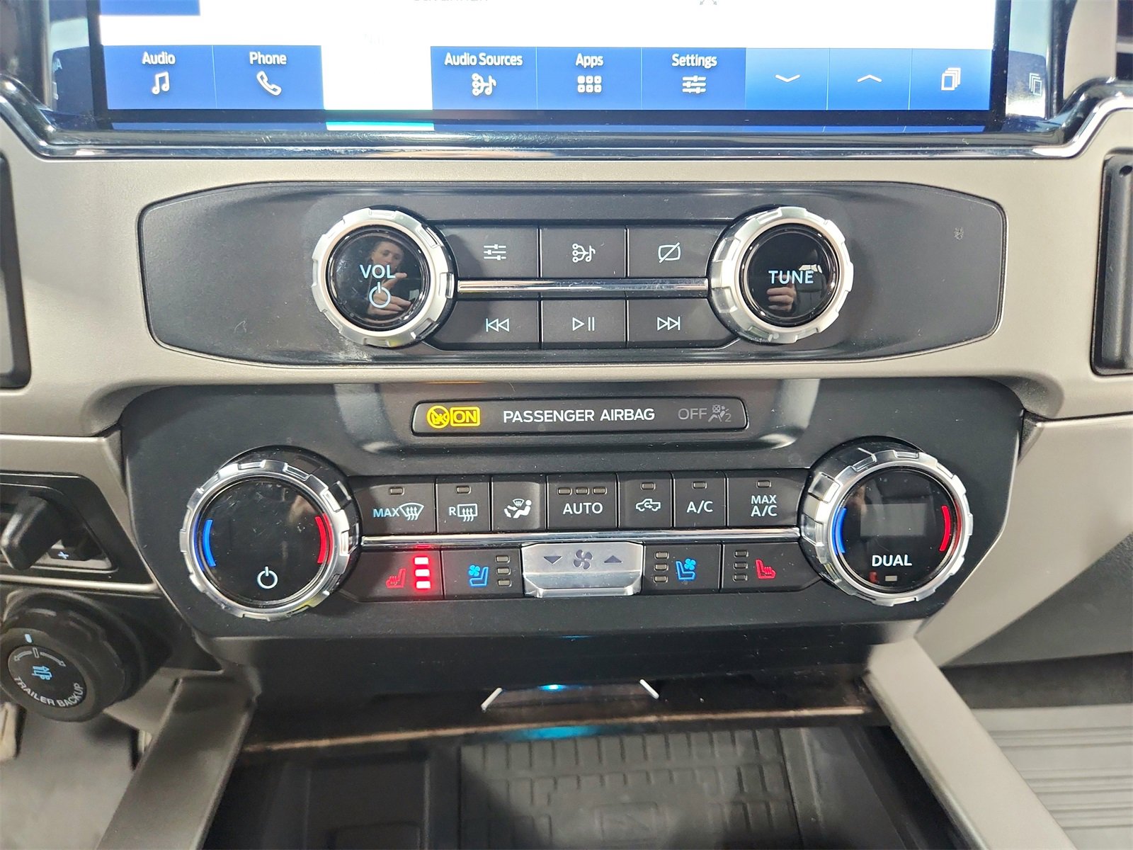 Used 2022 Ford F250 Lariat w/ Lariat Ultimate Package image 32