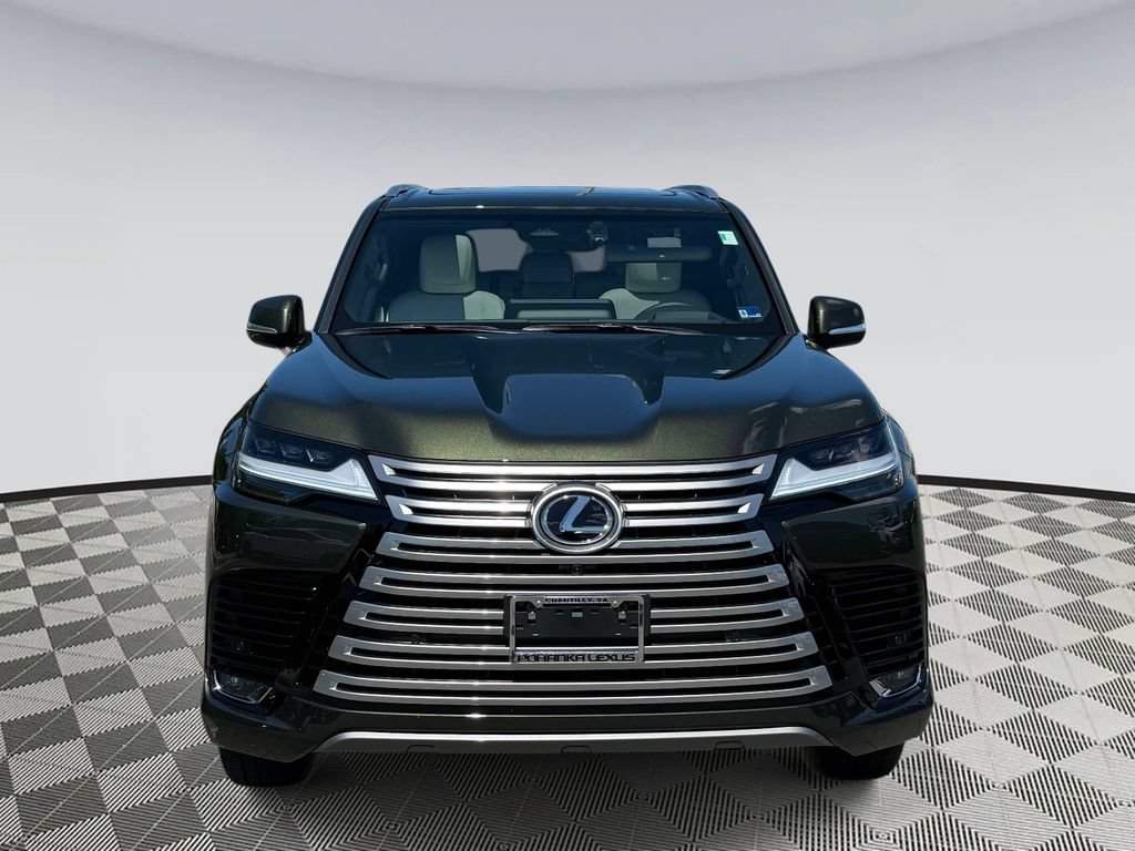 Used 2025 Lexus LX 600 4WD w/ Accessory Package (2T) image 6