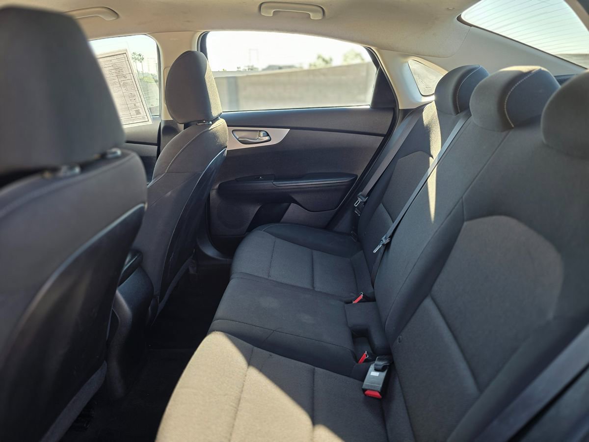 Used 2022 Kia Forte Sedan FWD image 17