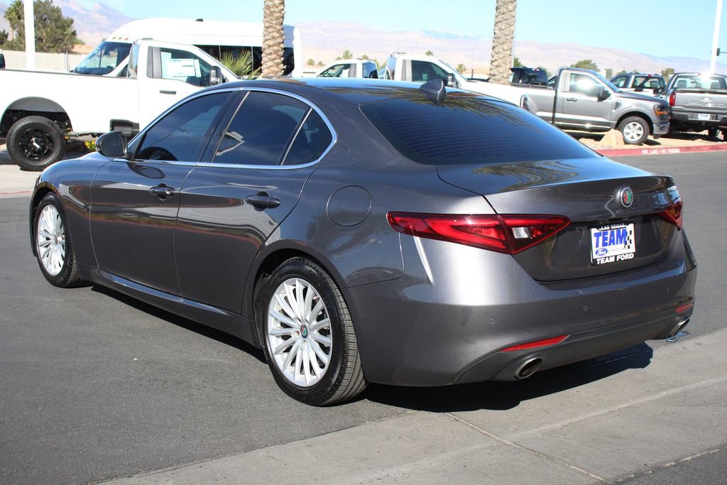 Used 2021 Alfa Romeo Giulia Sprint RWD image 5