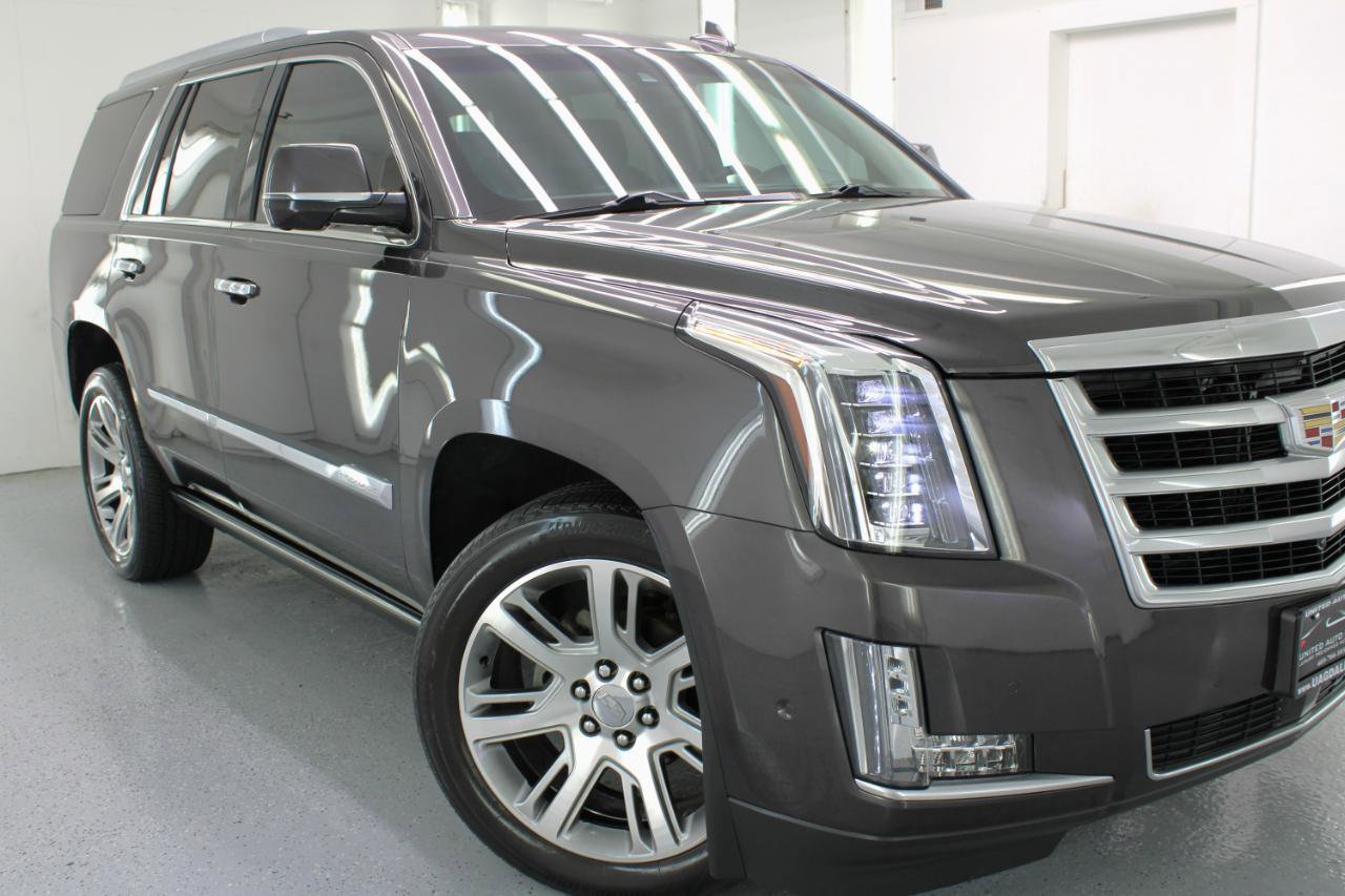 Used 2018 Cadillac Escalade Premium Luxury image 14