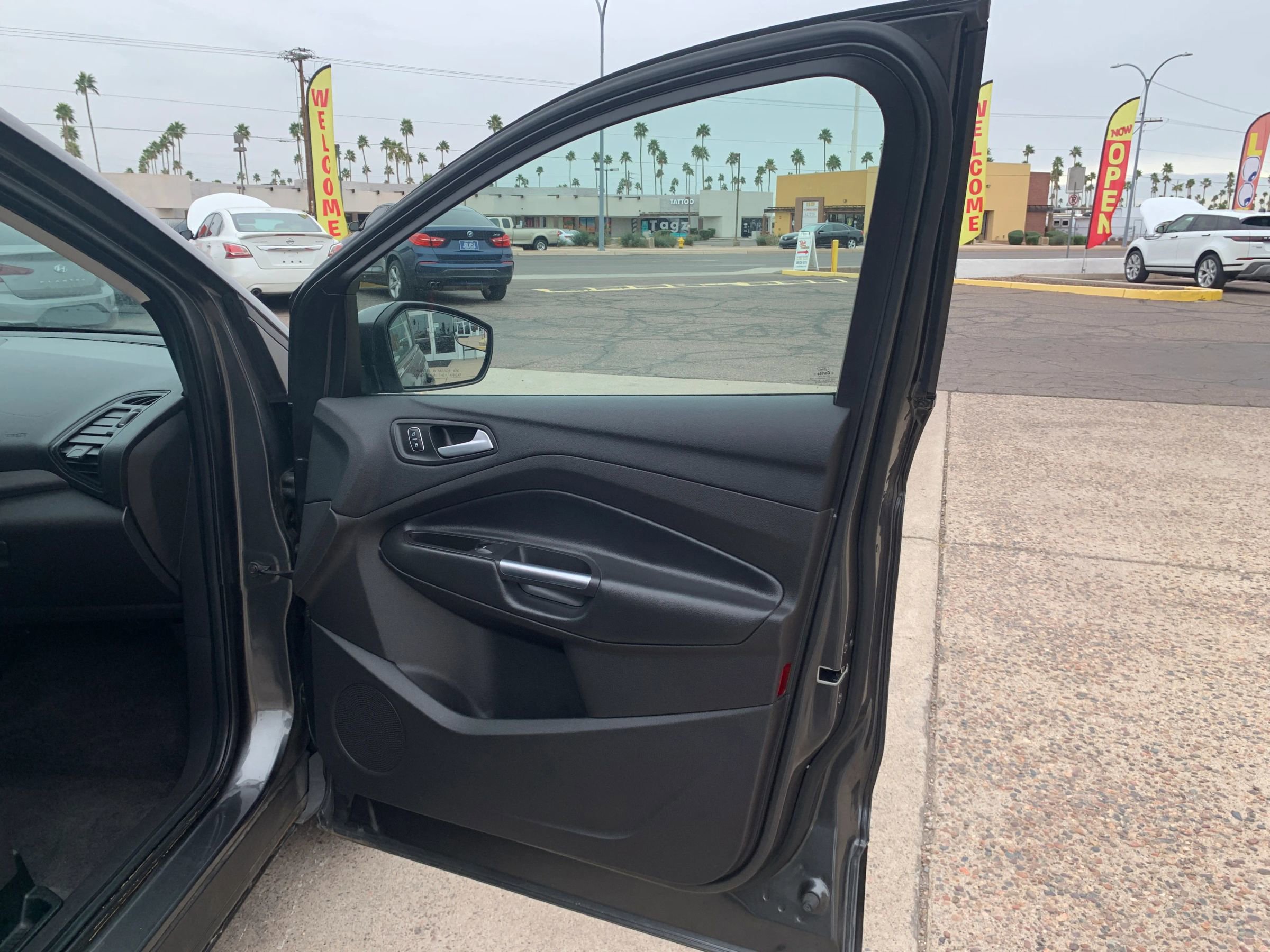 Used 2018 Ford Escape SE w/ SE Sync 3 Package image 24