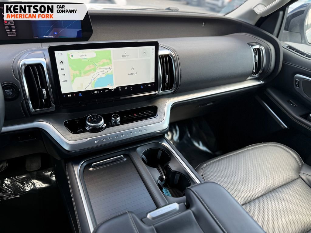 Used 2025 Ford Expedition Max Platinum image 23