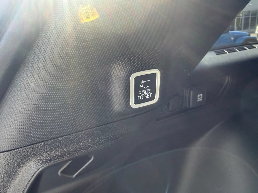 Used 2024 Jeep Grand Cherokee Altitude AWD/4WD image 42