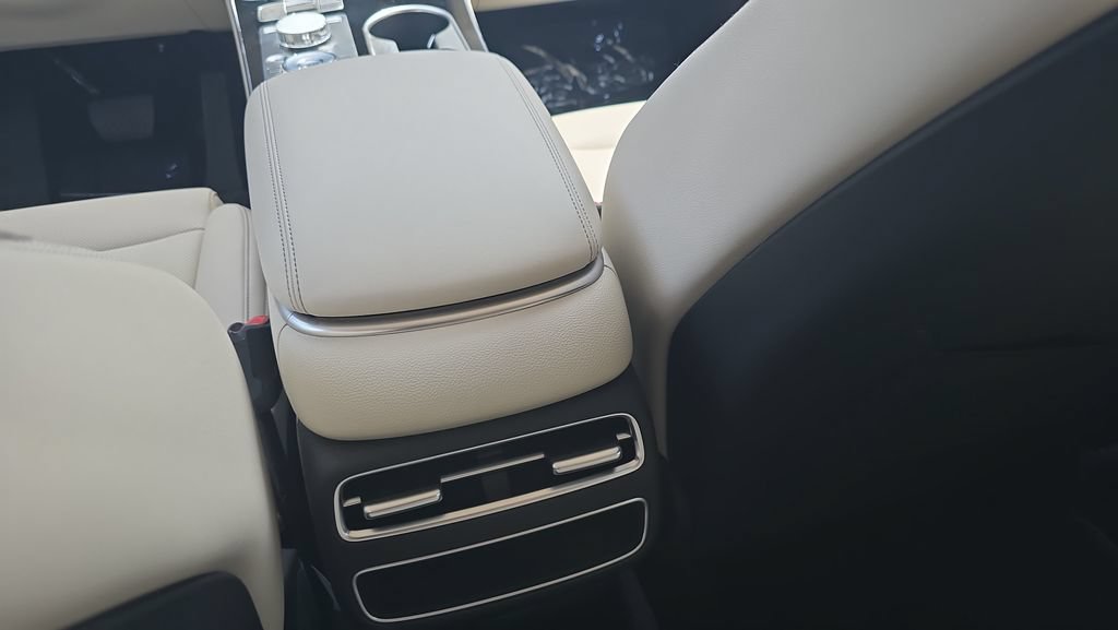 New 2026 Genesis GV70 2.5T AWD/4WD image 11