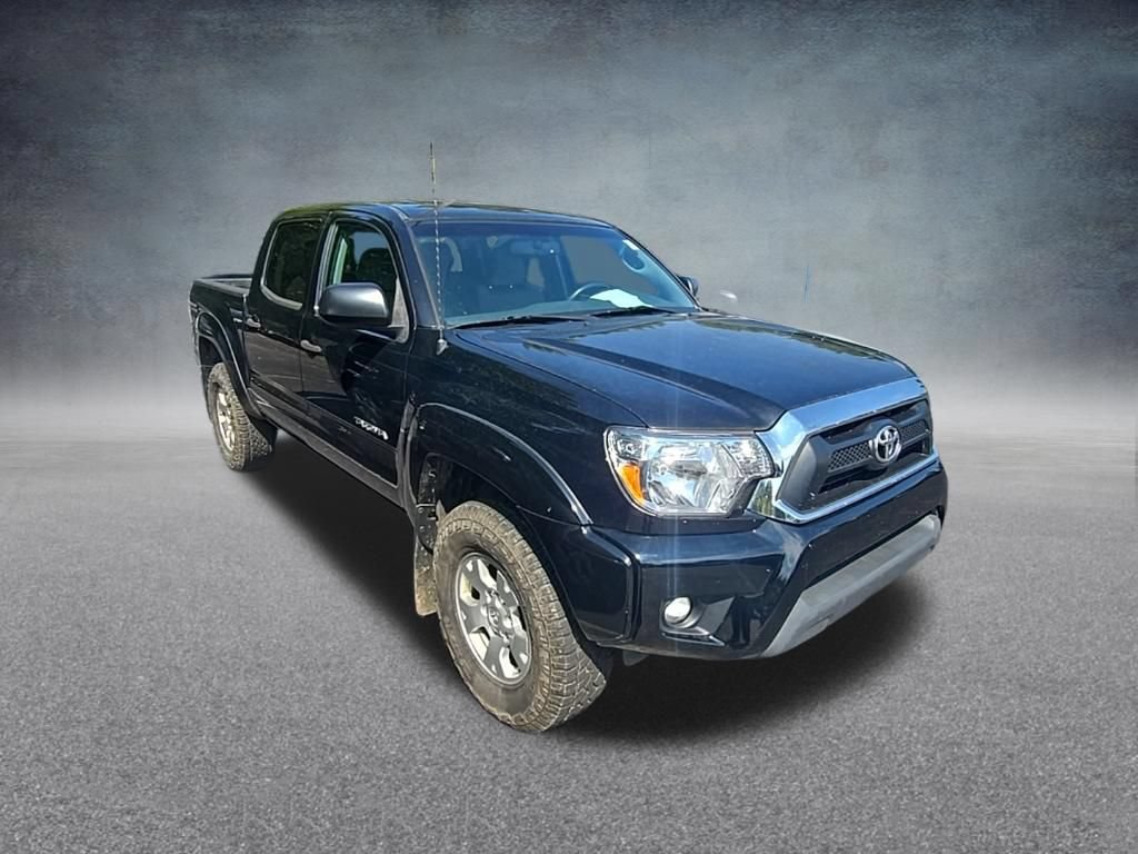 Used 2013 Toyota Tacoma 4x4 Double Cab w/ TRD Off-Road Pkg image 2