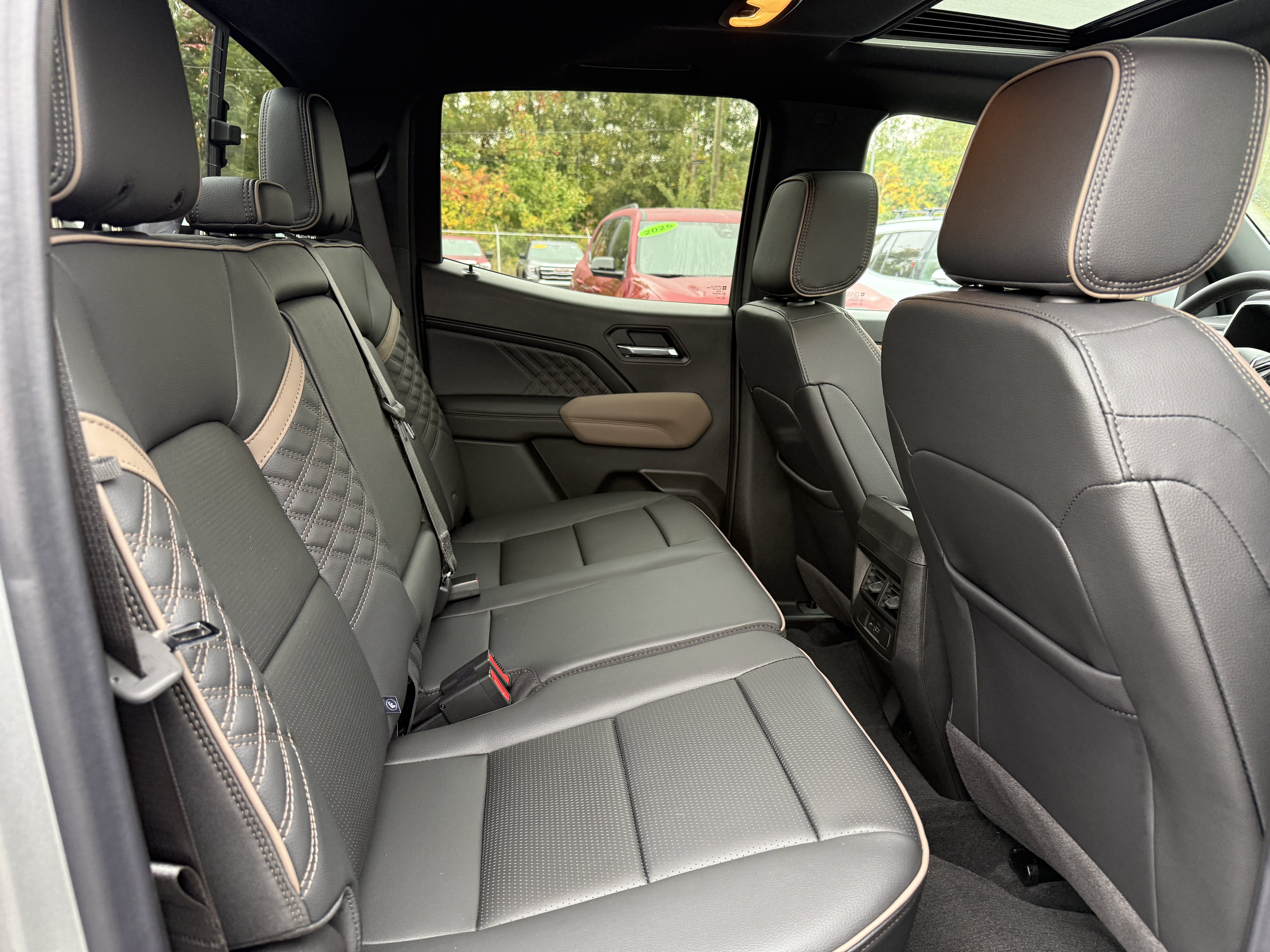 New 2026 GMC Canyon Denali AWD/4WD image 20