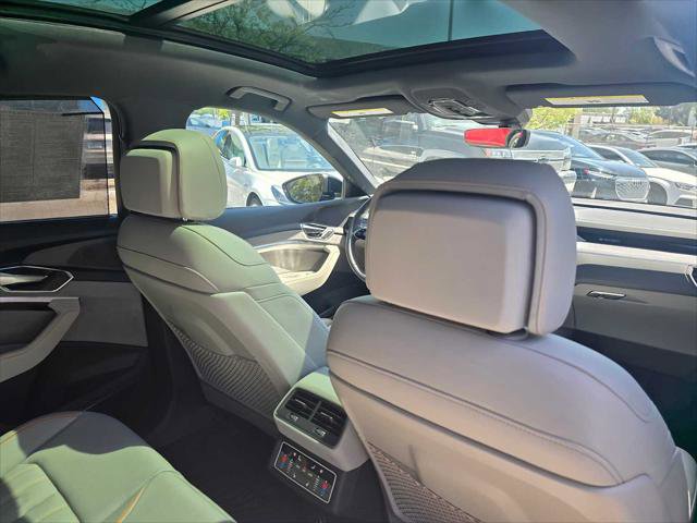 Used 2024 Audi Q8 e-tron Prestige AWD/4WD image 16