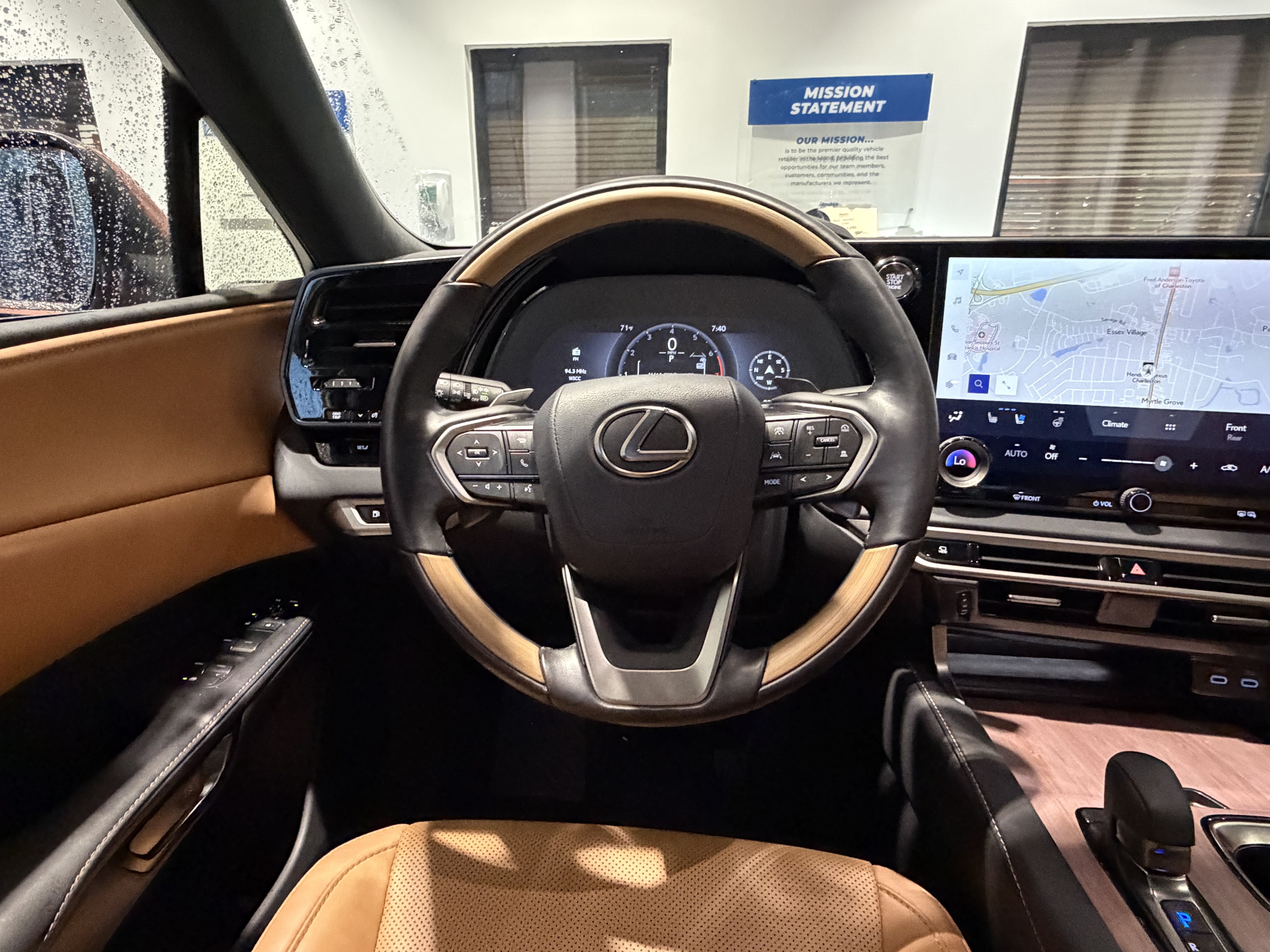 Certified 2026 Lexus RX 350 Premium w/ Accessory Package (Z1) FWD image 32