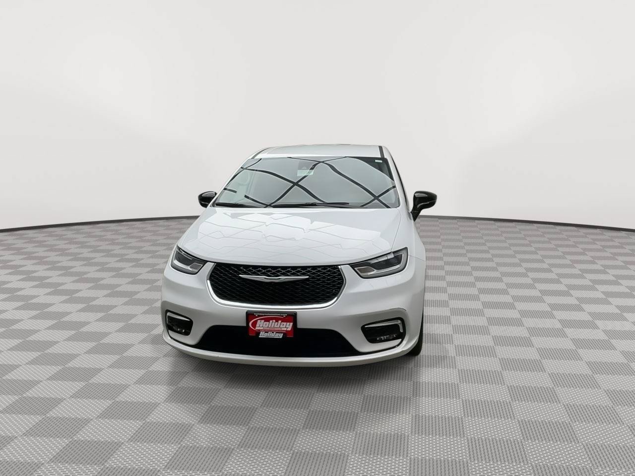 Used 2024 Chrysler Pacifica Touring-L FWD image 33